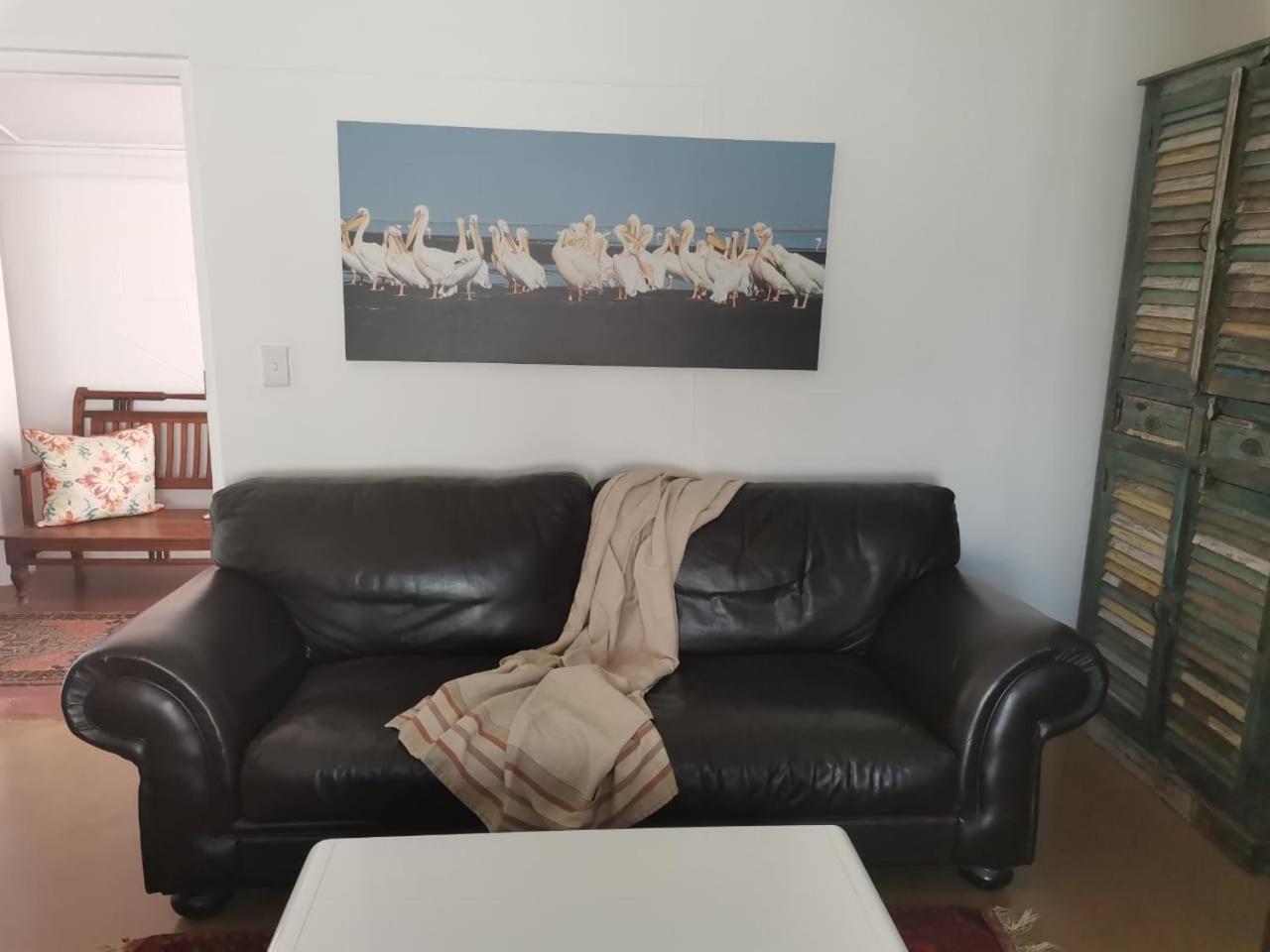 The Rez Guesthouse Walvis Bay Extérieur photo