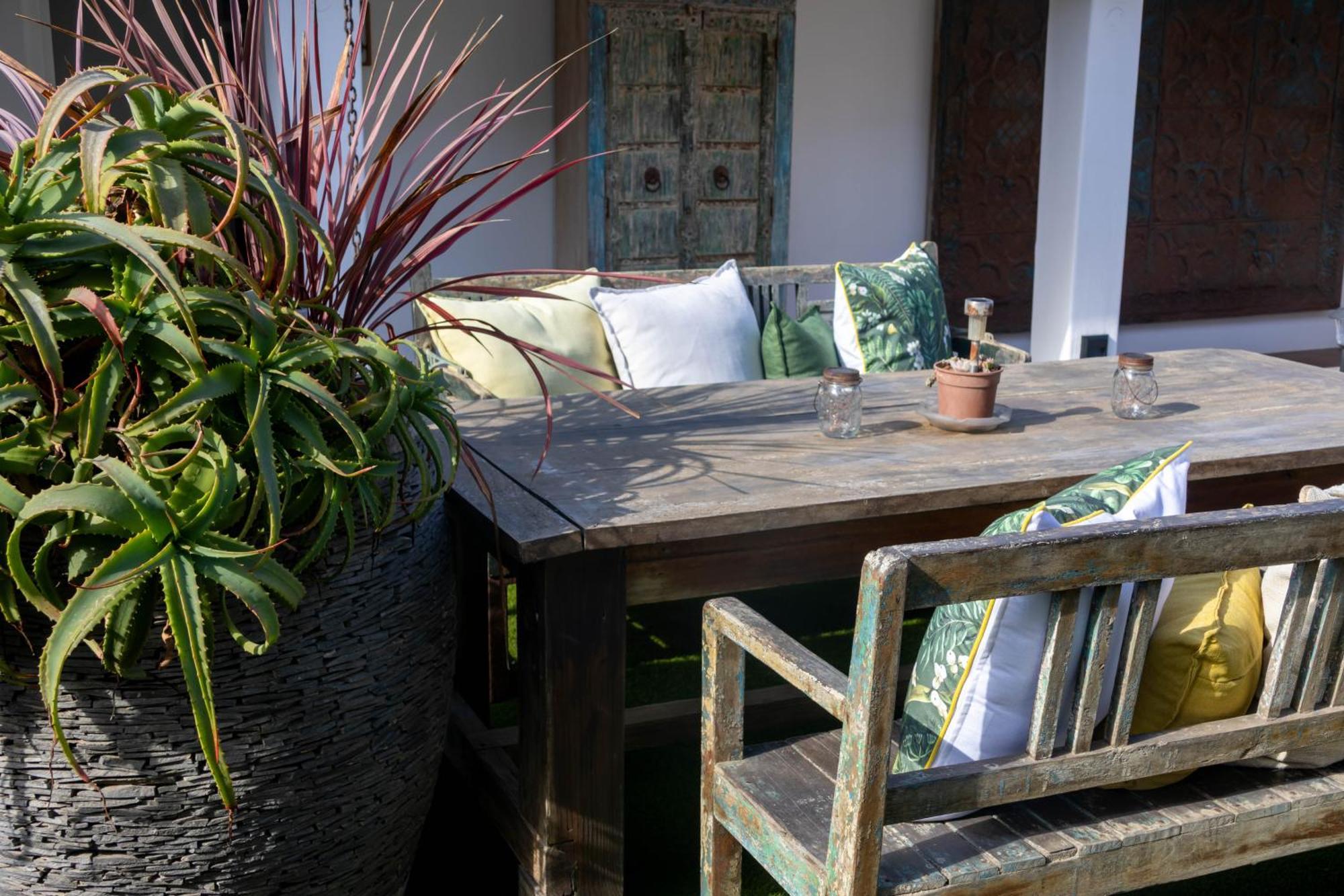 The Rez Guesthouse Walvis Bay Extérieur photo